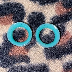 Glittery teal silicon gauges size 5/8